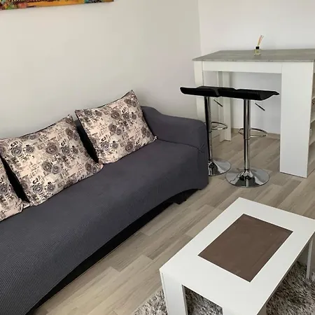 Inchiriez Apartament Zona Tomis Nord Constanta